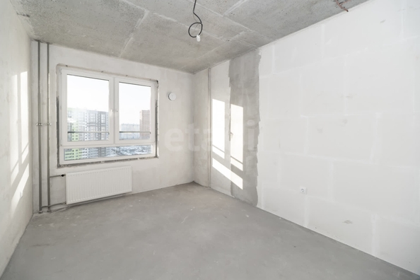 
   Продам 1-комнатную, 38 м², Ясный Берег ул, 43

. Фото 6.