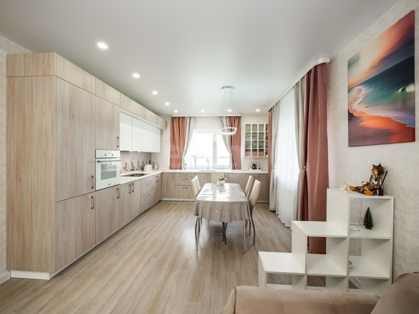 
   Продам дом, 289.8 м², Новосибирск

. Фото 3.