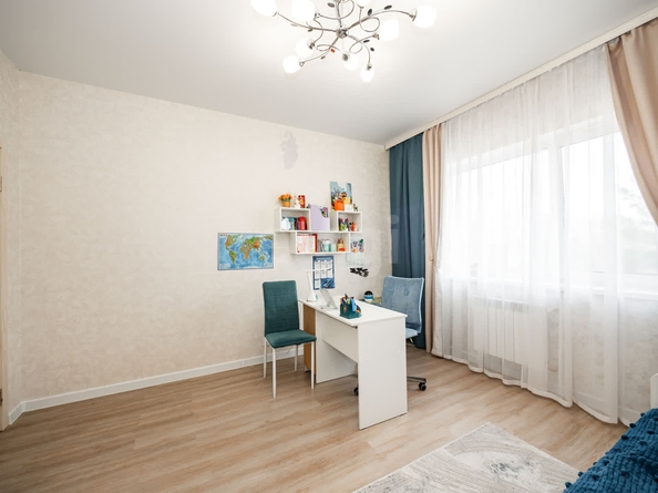 
   Продам дом, 289.8 м², Новосибирск

. Фото 13.