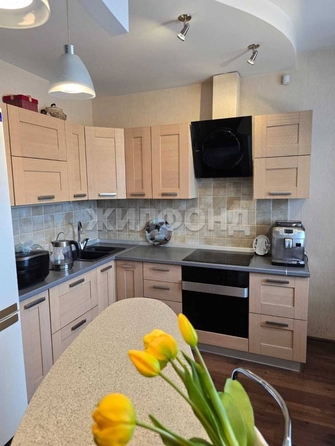 
  Продается 3-комн. квартира, 74.7 м², Ипподромская ул, д. 44
. Фото 16.