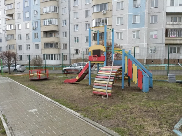 
  Продается 1-комн. квартира, 41.1 м², Лазурная ул, д. 20
. Фото 11.