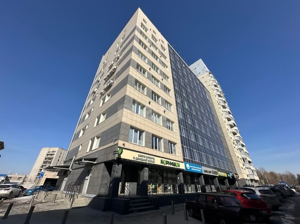 
   Сдам офис, 129.6 м², Залесского ул, 5

. Фото 1.