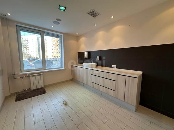 
   Сдам офис, 129.6 м², Залесского ул, 5

. Фото 8.