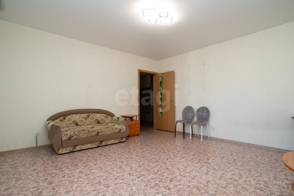 
   Продам 3-комнатную, 76.9 м², Петухова ул, 14/5

. Фото 8.