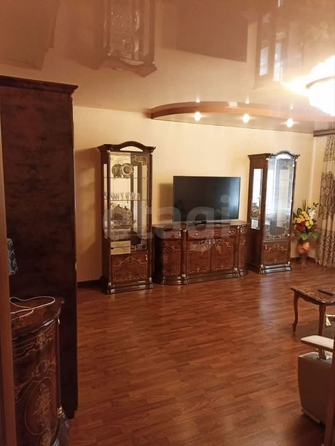 
   Продам 2-комнатную, 64 м², Виталия Потылицына ул, 1

. Фото 4.