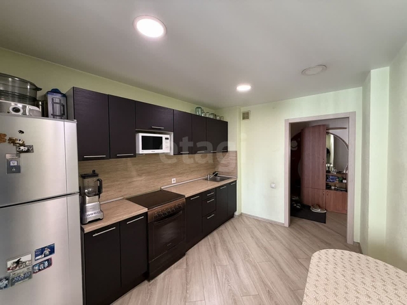 
  Продается 2-комн. квартира, 58.5 м², Большевистская ул, д. 108
. Фото 10.