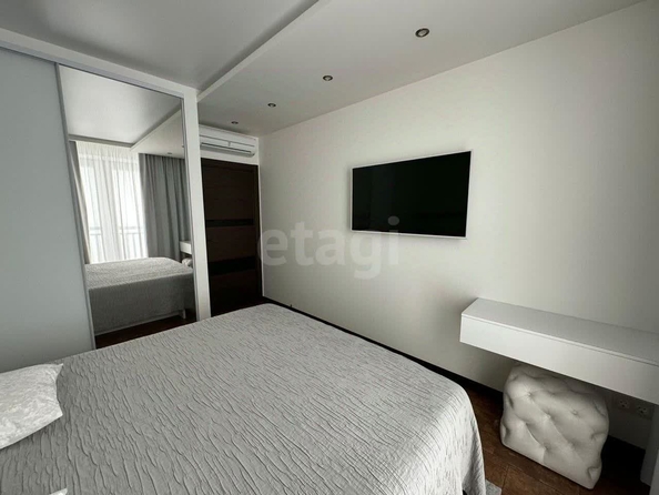 
  Сдается 2-комн. квартира, 55.5 м², Декабристов ул, д. 41
. Фото 13.