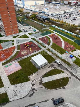 
   Продам 2-комнатную, 61.5 м², Закаменский мкр, 13

. Фото 2.
