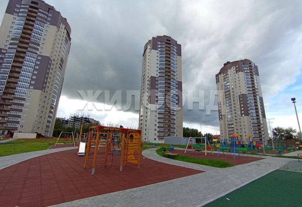 
  Продается 2-комн. квартира, 61.5 м², Закаменский мкр, д. 13
. Фото 10.