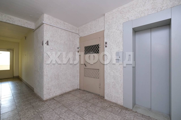 
  Продается 2-комн. квартира, 49.4 м², Толбухина ул, д. 19
. Фото 16.