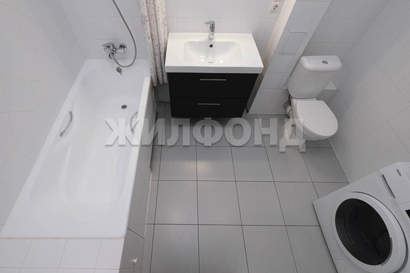 
  Продается 2-комн. квартира, 57.3 м², Кирова ул, д. 346
. Фото 25.