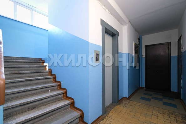 
   Продам 3-комнатную, 62 м², Народная ул, 32/1

. Фото 19.