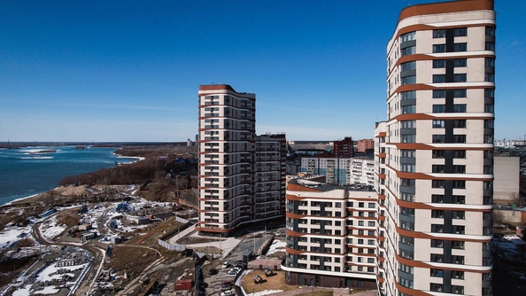 
   Продам 4-комнатную, 90.2 м², Беринг, дом 2

. Фото 10.