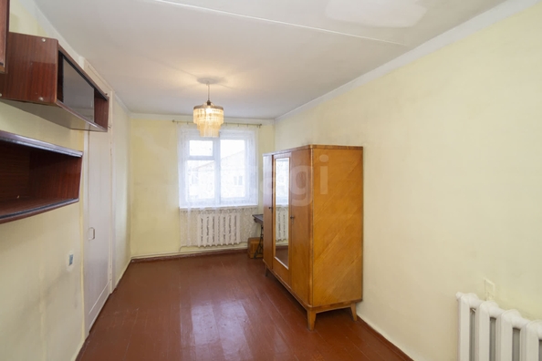 
   Продам 3-комнатную, 57.5 м², Макаренко ул, 15

. Фото 11.