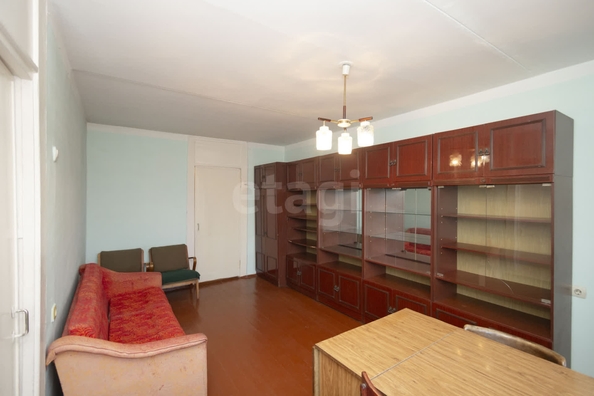 
   Продам 3-комнатную, 57.5 м², Макаренко ул, 15

. Фото 14.