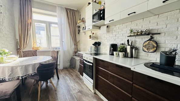 
  Продается 3-комн. квартира, 63.9 м², Большая ул, д. 678
. Фото 7.