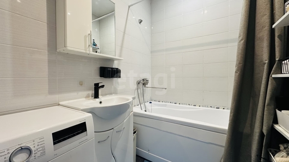 
  Продается 3-комн. квартира, 63.9 м², Большая ул, д. 678
. Фото 15.