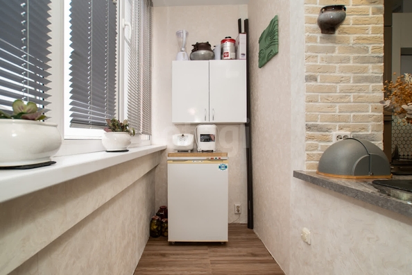 
   Продам 3-комнатную, 71.5 м², Петухова ул, 6/4

. Фото 14.
