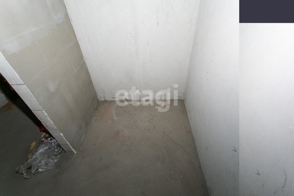 
   Продам 1-комнатную, 37 м², Виктора Уса ул, 1/1

. Фото 10.