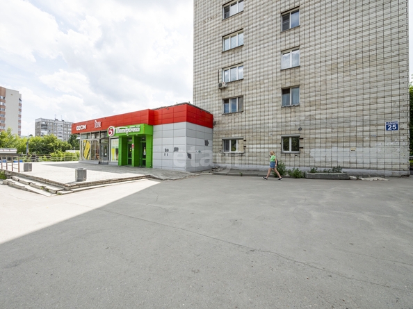 
   Продам 3-комнатную, 54.6 м², Олеко Дундича ул, 25

. Фото 27.