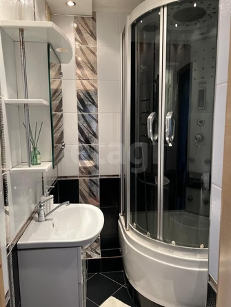 
   Продам 2-комнатную, 52.4 м², Троллейная ул, 1

. Фото 13.