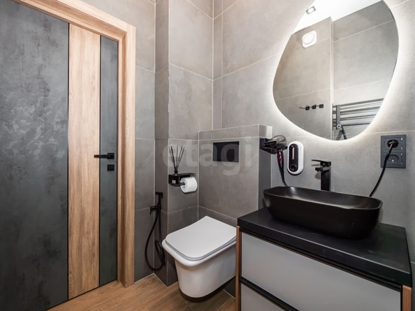
   Продам 2-комнатную, 37.9 м², Кирова ул, 274

. Фото 18.