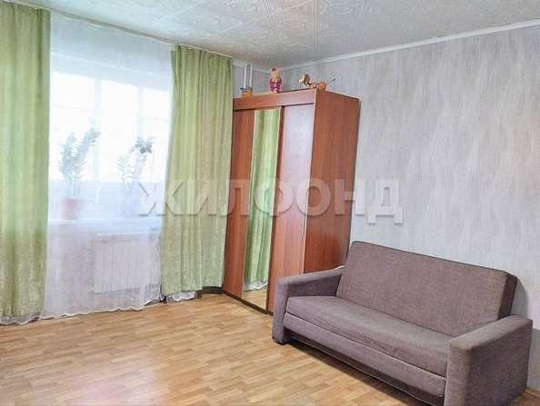 
   Продам 2-комнатную, 52.9 м², Новосибирская ул, 19

. Фото 2.