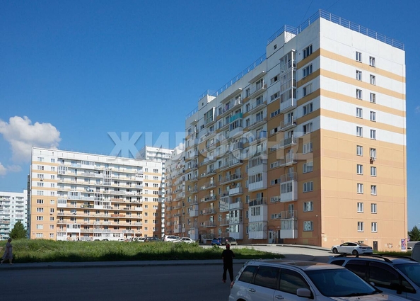 
   Продам 2-комнатную, 63.3 м², Александра Чистякова ул, 6

. Фото 6.