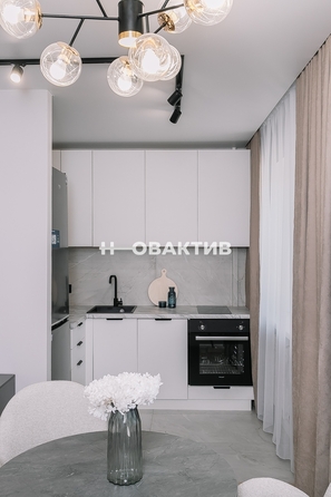 
   Продам 2-комнатную, 43 м², Блюхера ул, 1

. Фото 11.