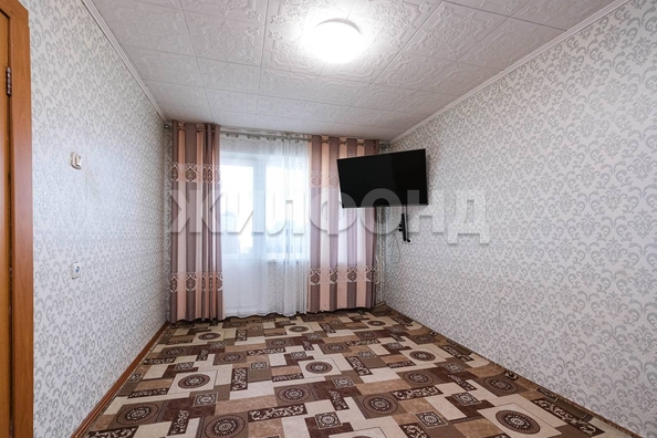 
   Продам 3-комнатную, 58.2 м², Герцена ул, 10

. Фото 2.