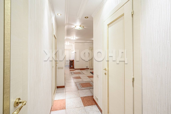 
   Продам 3-комнатную, 151.1 м², Советская ул, 56

. Фото 23.