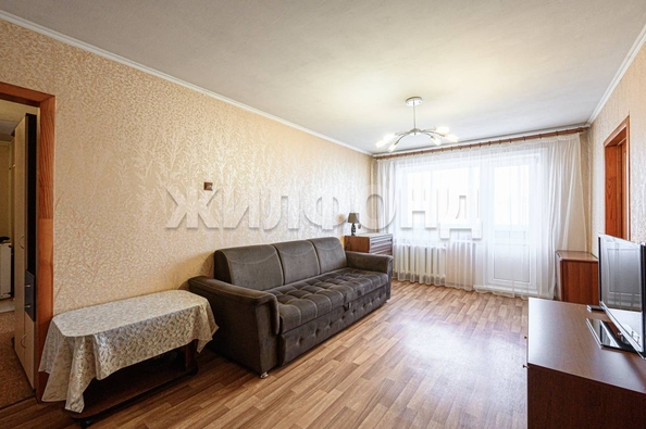 
   Продам 4-комнатную, 61 м², Ударная ул, 1/3

. Фото 5.