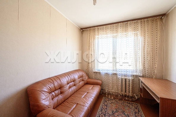 
   Продам 4-комнатную, 61 м², Ударная ул, 1/3

. Фото 17.