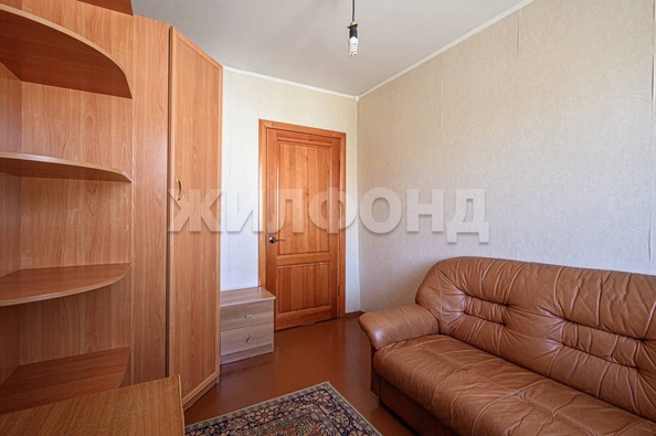 
   Продам 4-комнатную, 61 м², Ударная ул, 1/3

. Фото 19.