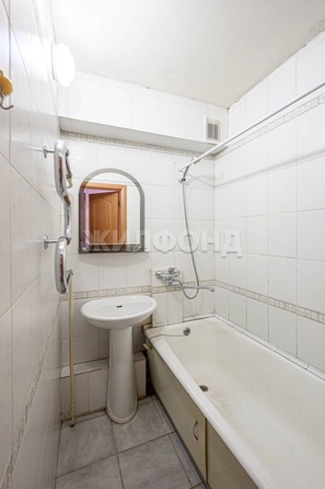 
   Продам 4-комнатную, 61 м², Ударная ул, 1/3

. Фото 29.