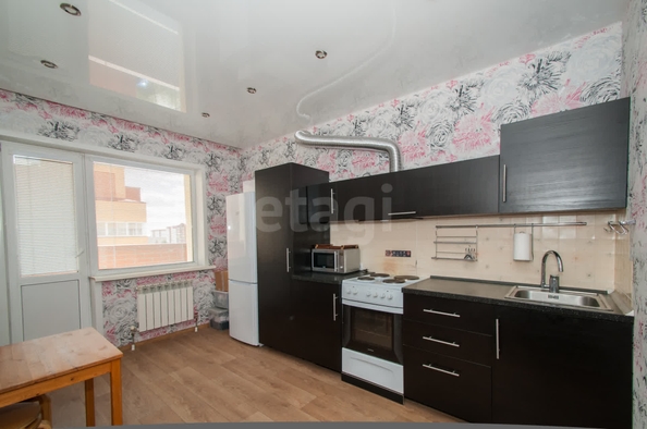 
   Продам 1-комнатную, 46.2 м², Выборная ул, 91/3

. Фото 1.