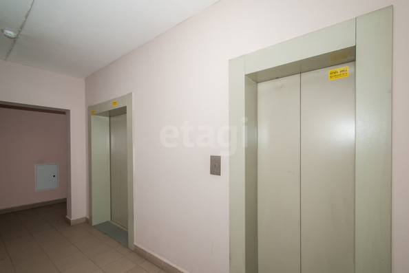 
   Продам 1-комнатную, 46.2 м², Выборная ул, 91/3

. Фото 22.