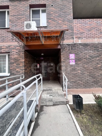 
   Продам 1-комнатную, 40 м², Сержанта Коротаева ул, 9

. Фото 17.