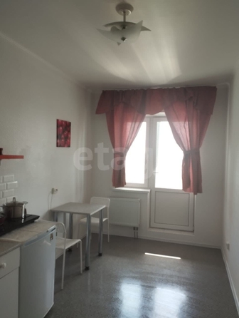 
  Сдам в аренду 1-комнатную квартиру, 40 м², Новосибирск

. Фото 1.