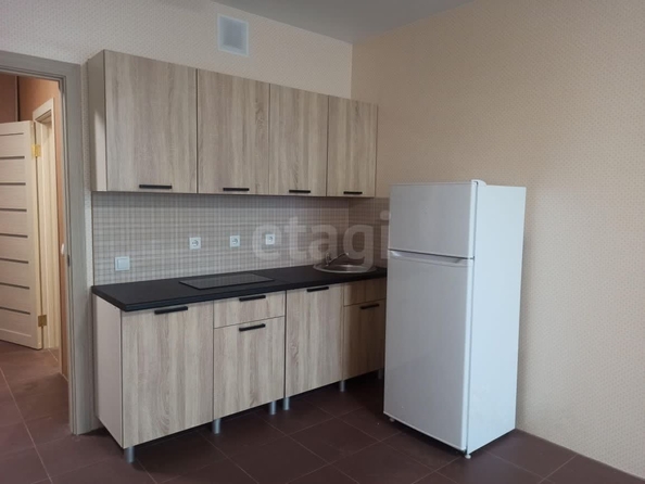 
  Сдам в аренду 2-комнатную квартиру, 47.6 м², Новосибирск

. Фото 1.