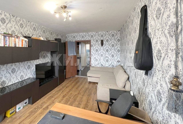 
   Продам 1-комнатную, 32.9 м², Дуси Ковальчук ул, 14

. Фото 3.