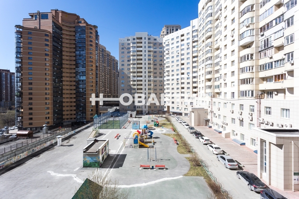 
   Продам 3-комнатную, 101.8 м², Дуси Ковальчук ул, 250

. Фото 12.