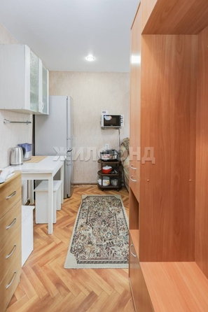 
   Продам комнату, 18 м², Сибиряков-Гвардейцев ул, 44/5

. Фото 13.