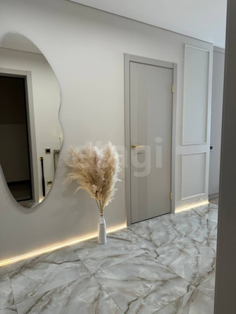 
   Продам 3-комнатную, 74.7 м², Большевистская ул, 132

. Фото 4.