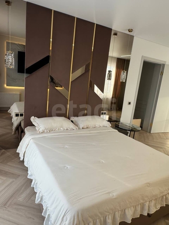 
   Продам 3-комнатную, 74.7 м², Большевистская ул, 132

. Фото 30.