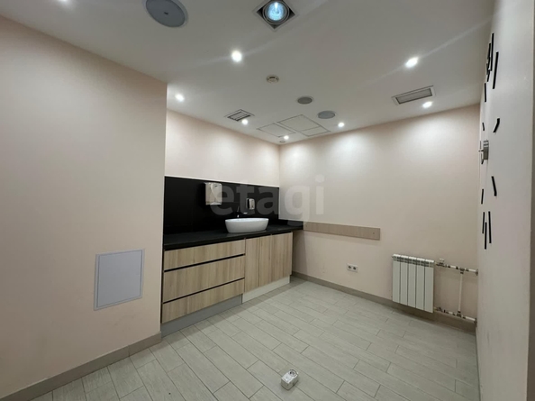 
   Сдам помещение, 100 м², Залесского ул, 5/1

. Фото 11.