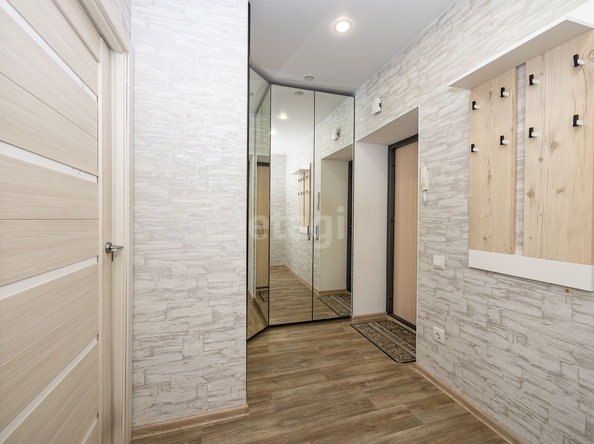 
   Продам 1-комнатную, 33.2 м², Мясниковой ул, 30

. Фото 25.