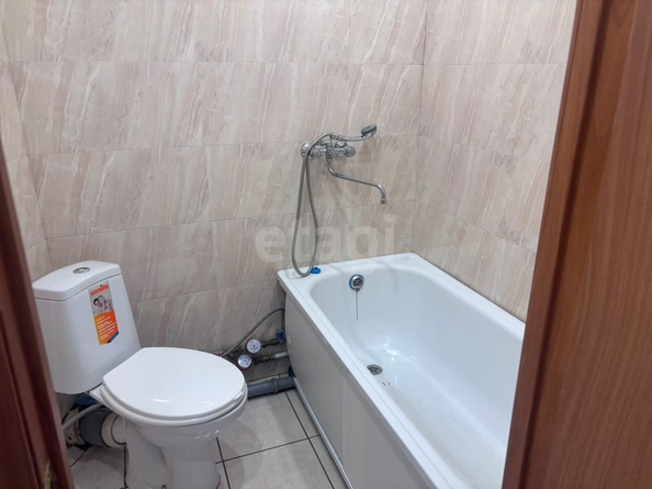 
   Продам 1-комнатную, 29.9 м², Кропоткина ул, 120

. Фото 11.