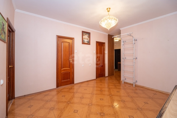 
   Продам 3-комнатную, 89.7 м², Ватутина ул, 41/1

. Фото 23.