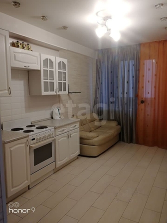 
  Сдам в аренду 1-комнатную квартиру, 38.5 м², Новосибирск

. Фото 1.